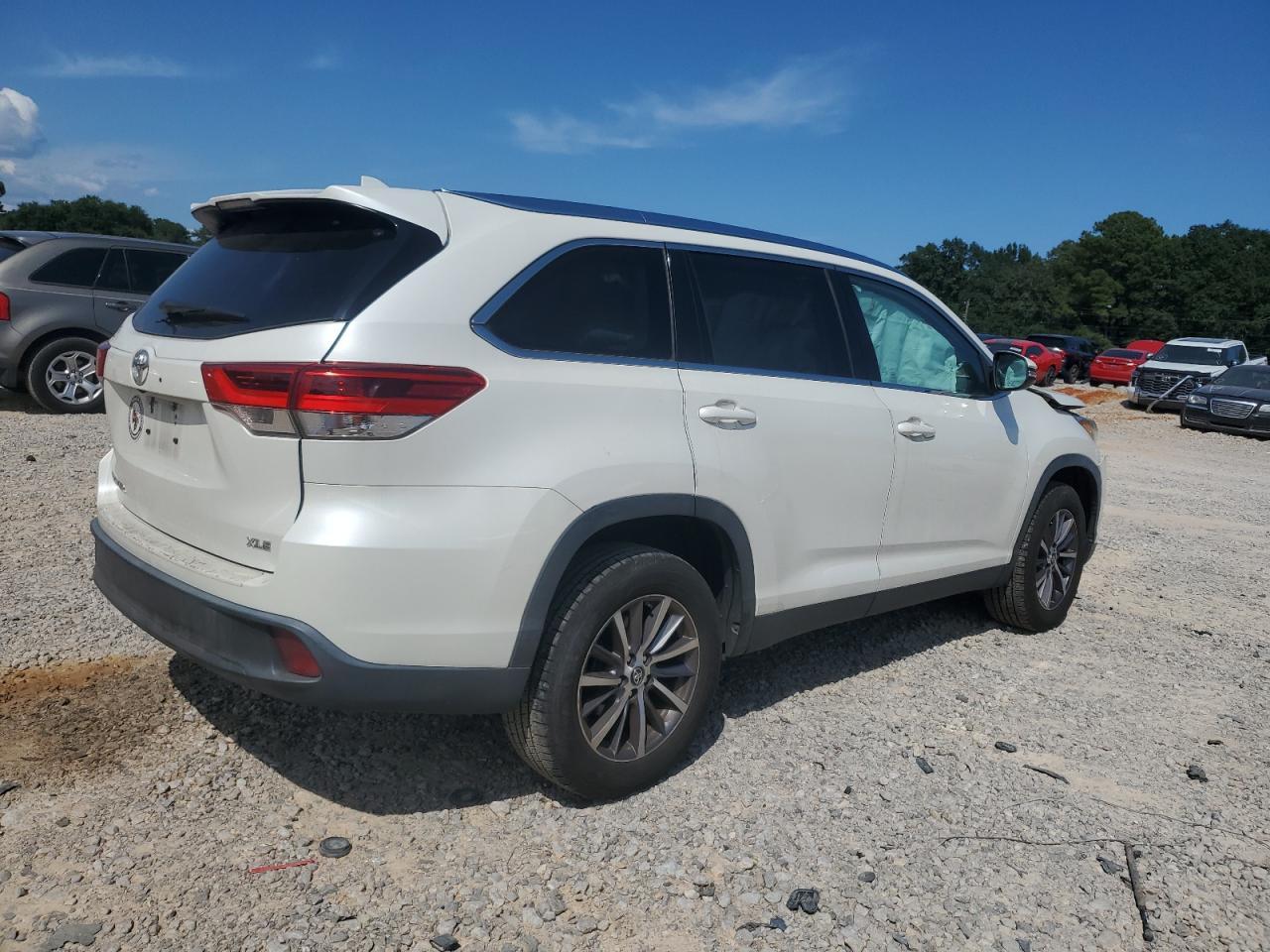 2019 TOYOTA HIGHLANDER