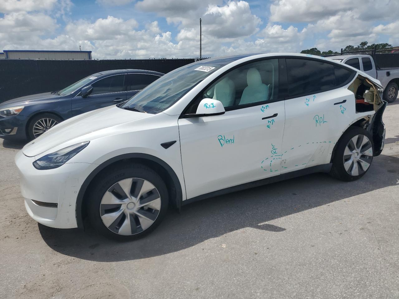 2022 TESLA MODEL Y