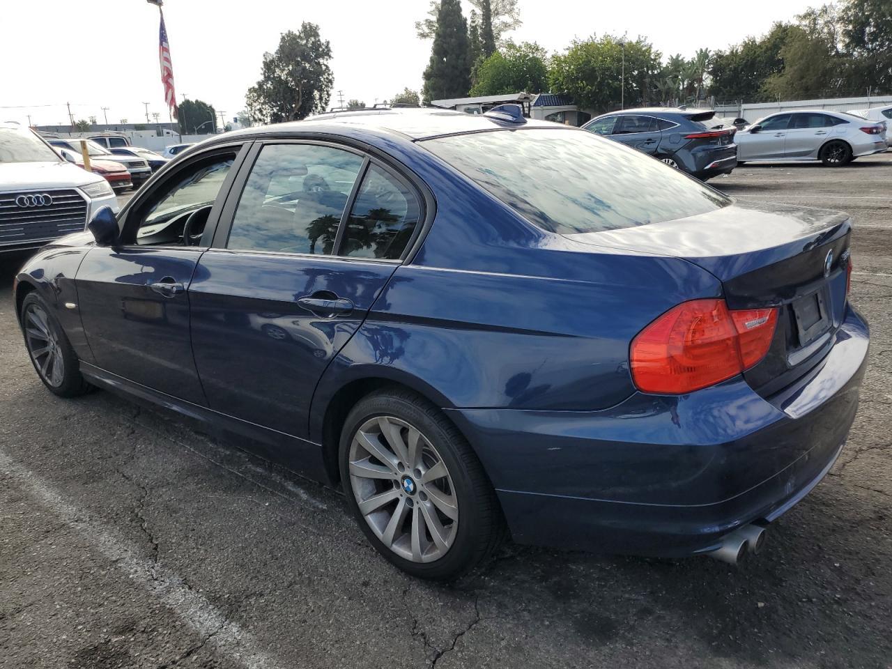 2011 BMW 3 SERIES