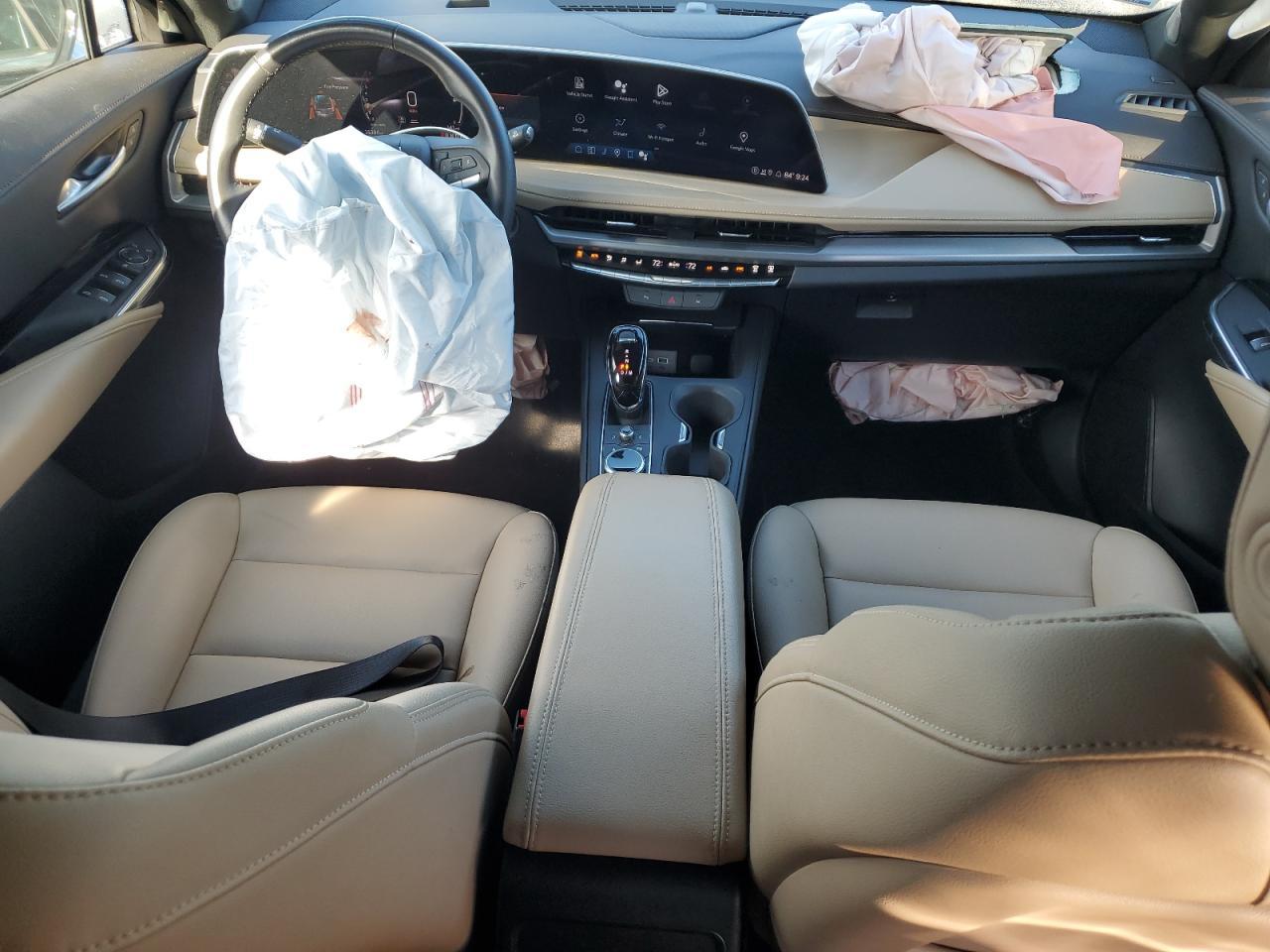 2024 CADILLAC XT4