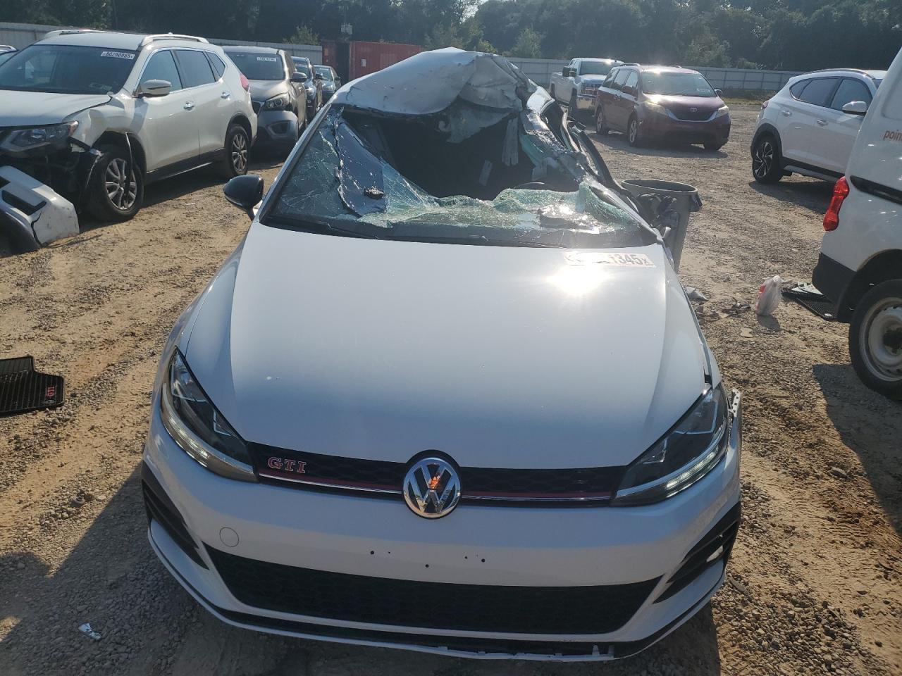 2021 VOLKSWAGEN GTI