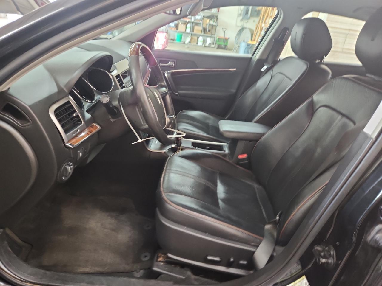 2012 LINCOLN MKZ