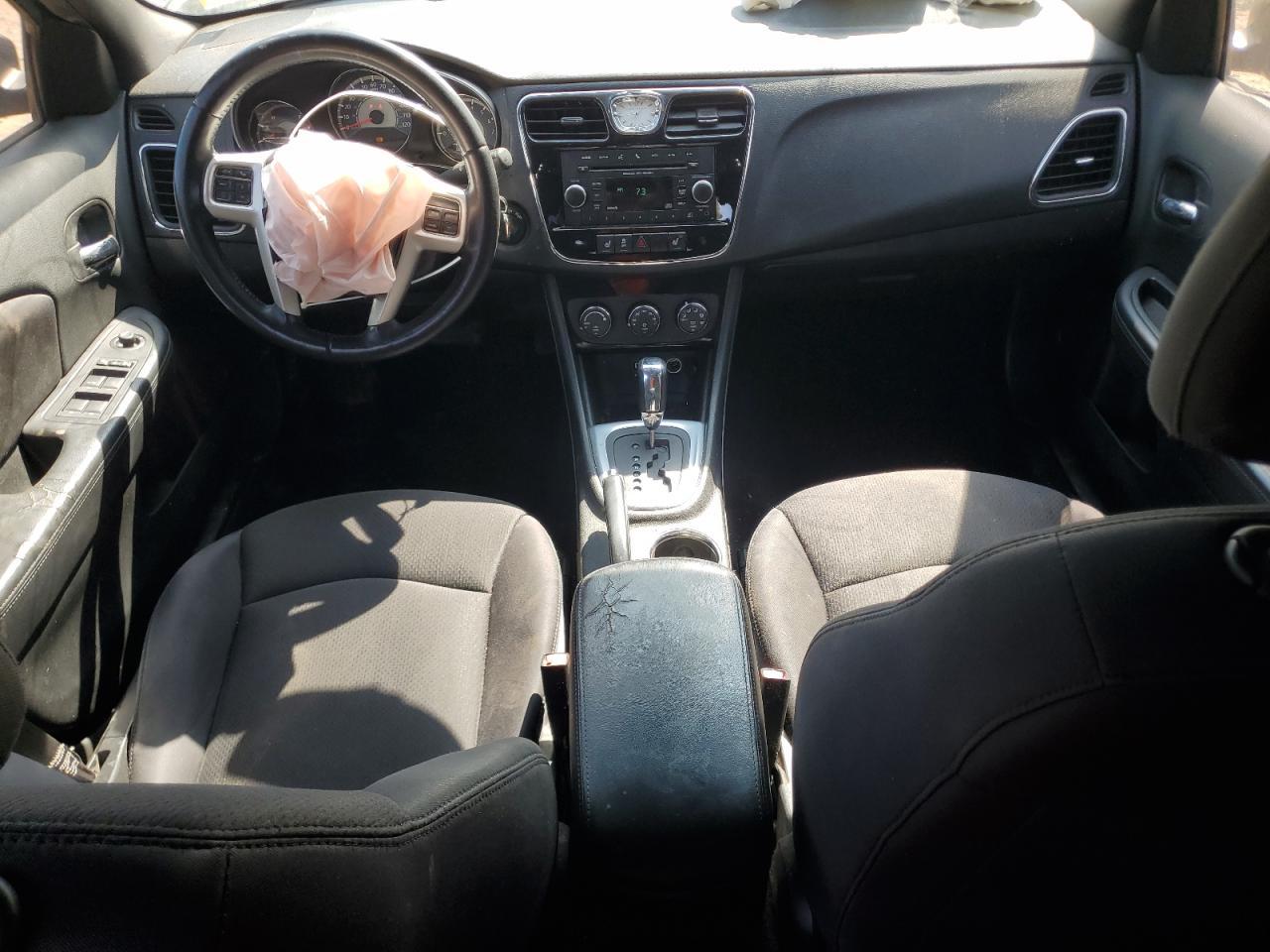 2014 CHRYSLER 200