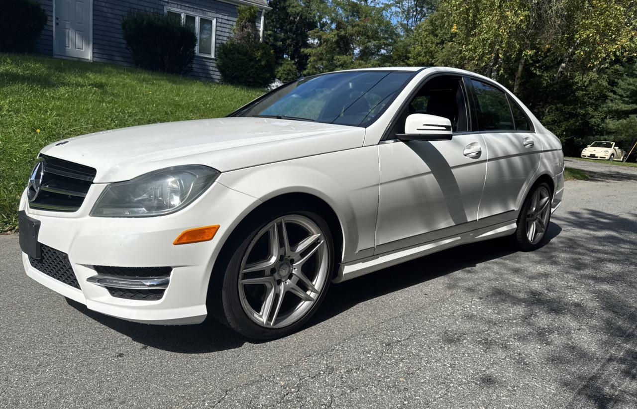 2014 MERCEDES-BENZ C-CLASS