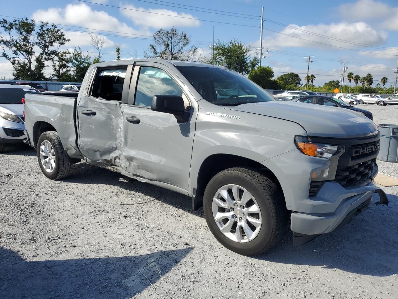 2024 CHEVROLET Silverado