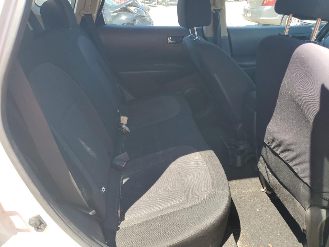 2012 NISSAN ROGUE