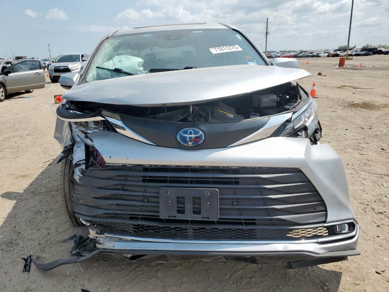2021 TOYOTA SIENNA