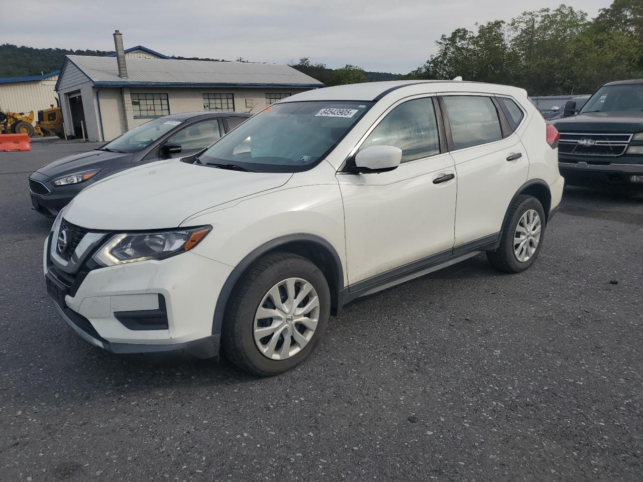 2017 NISSAN ROGUE