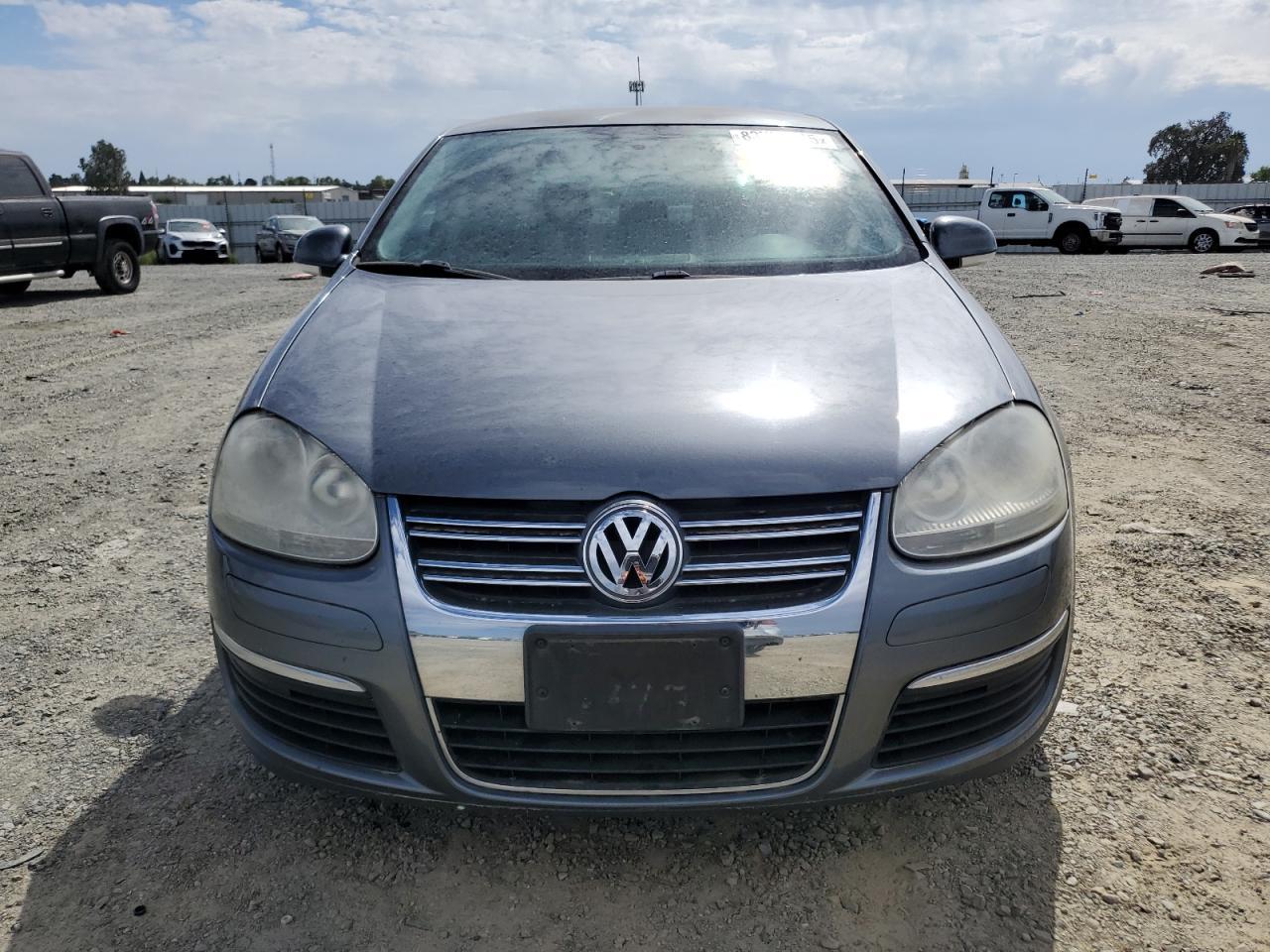 2009 VOLKSWAGEN JETTA