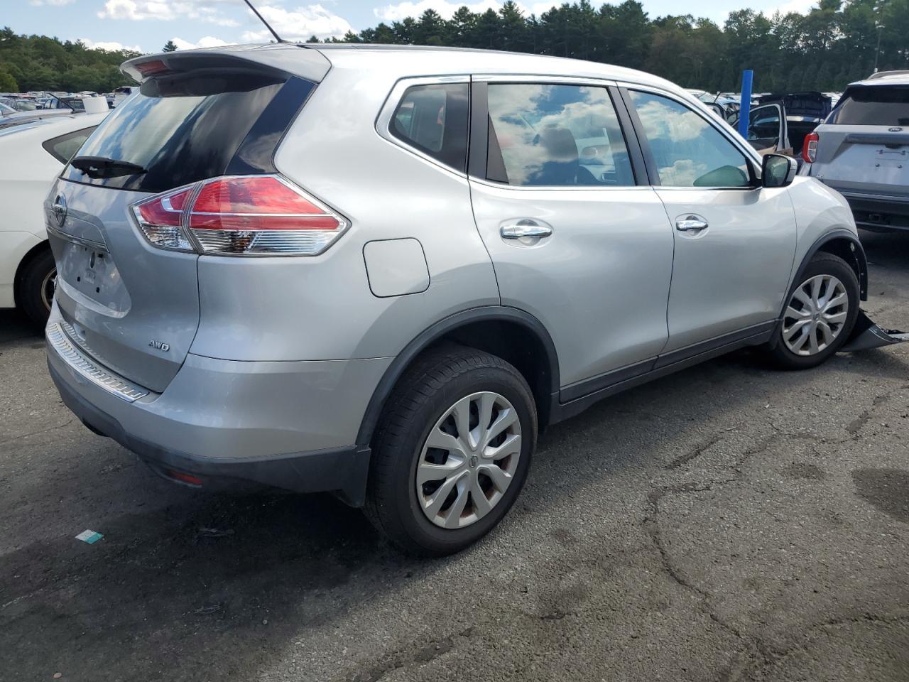 2015 NISSAN ROGUE