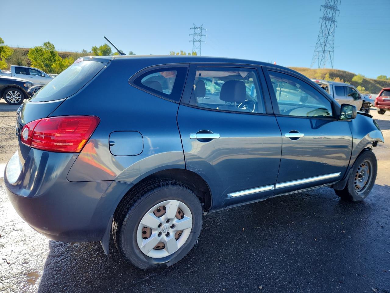 2014 NISSAN ROGUE