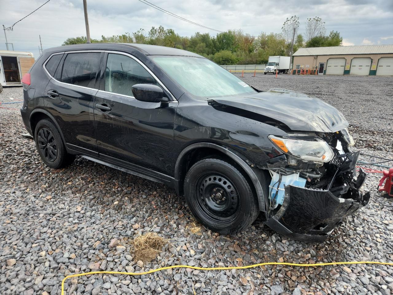 2017 NISSAN ROGUE