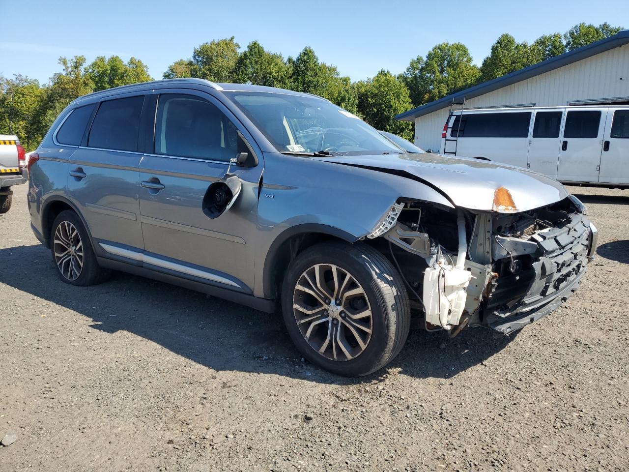 2016 MITSUBISHI outlander