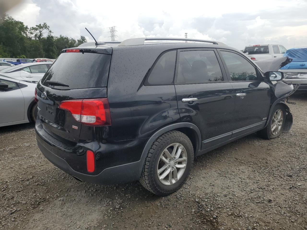 2015 KIA SORENTO