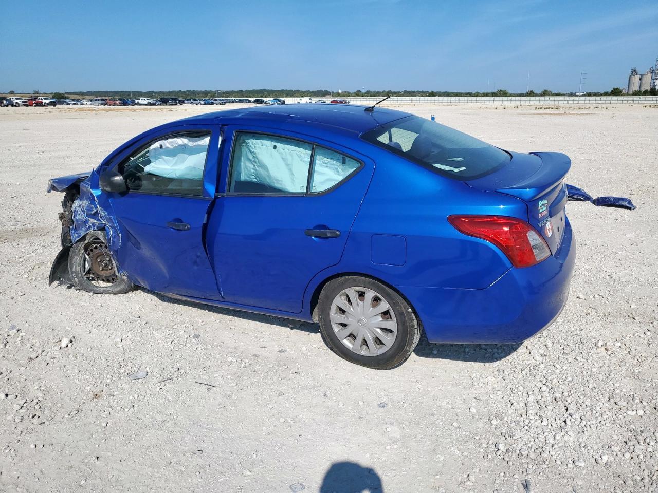 2014 NISSAN VERSA