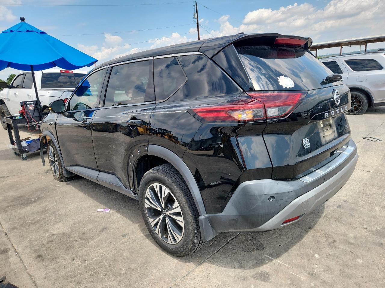 2021 NISSAN ROGUE