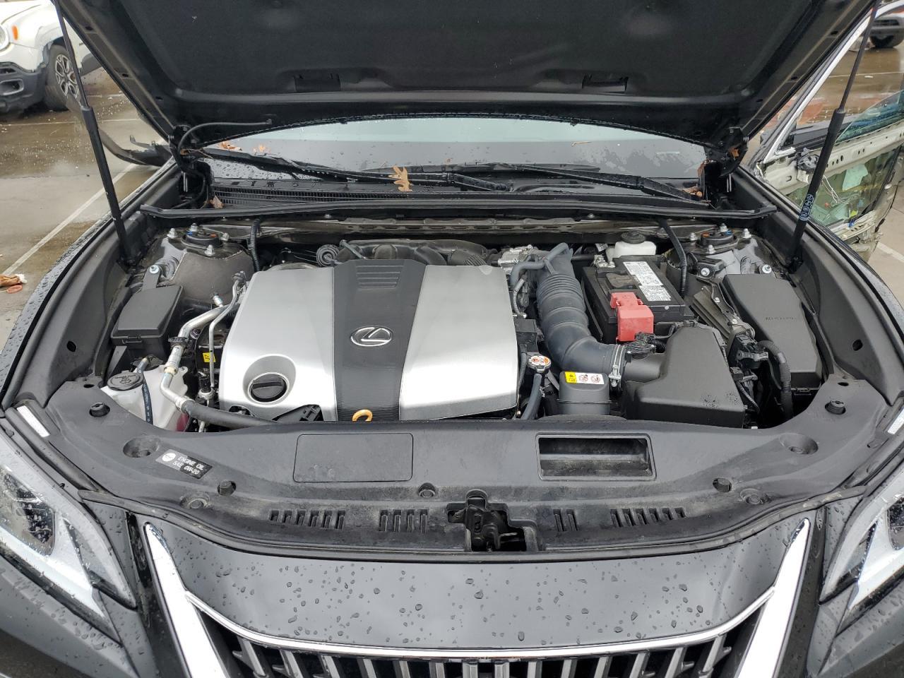 2024 LEXUS Es