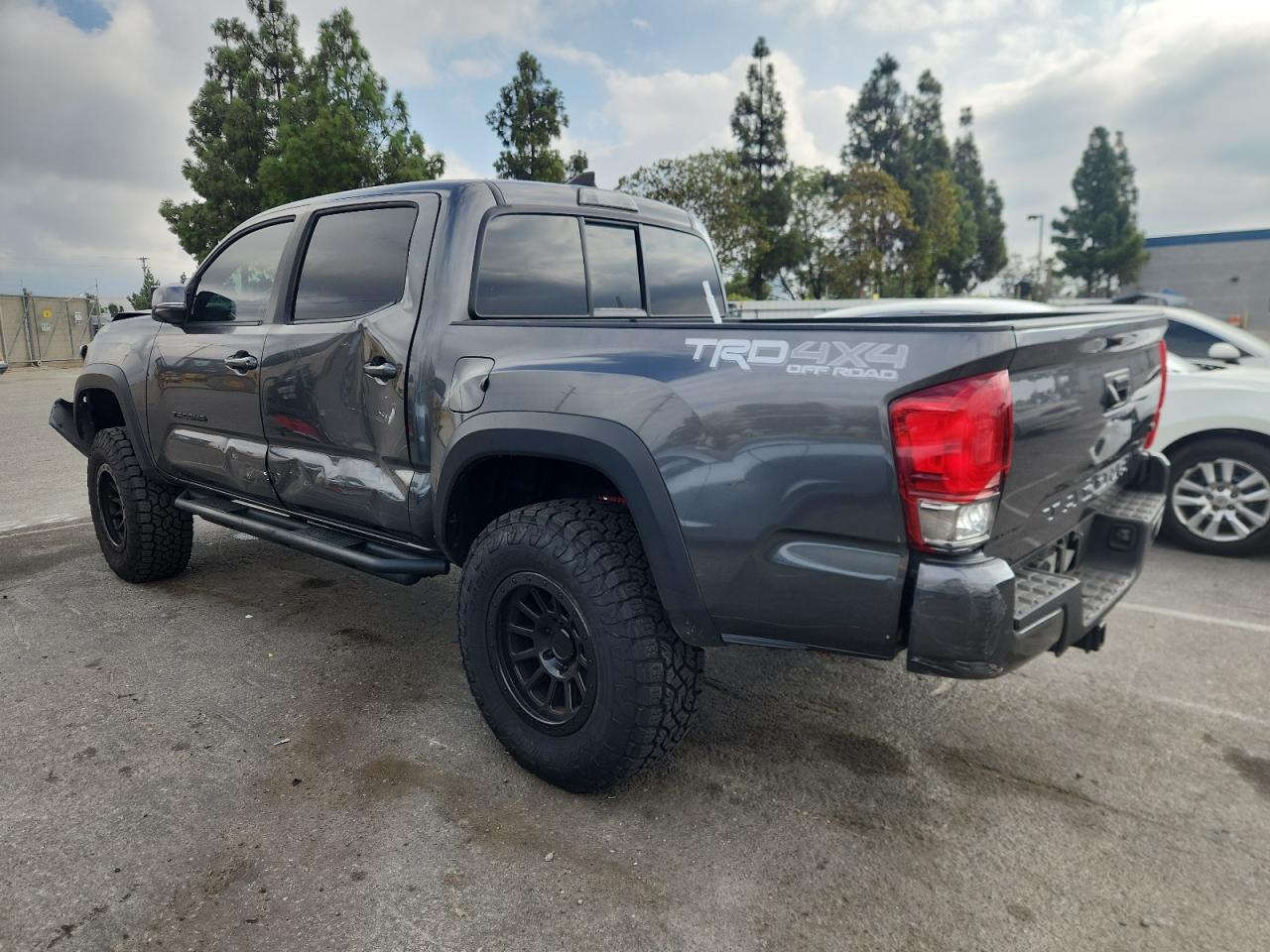 2016 TOYOTA TACOMA