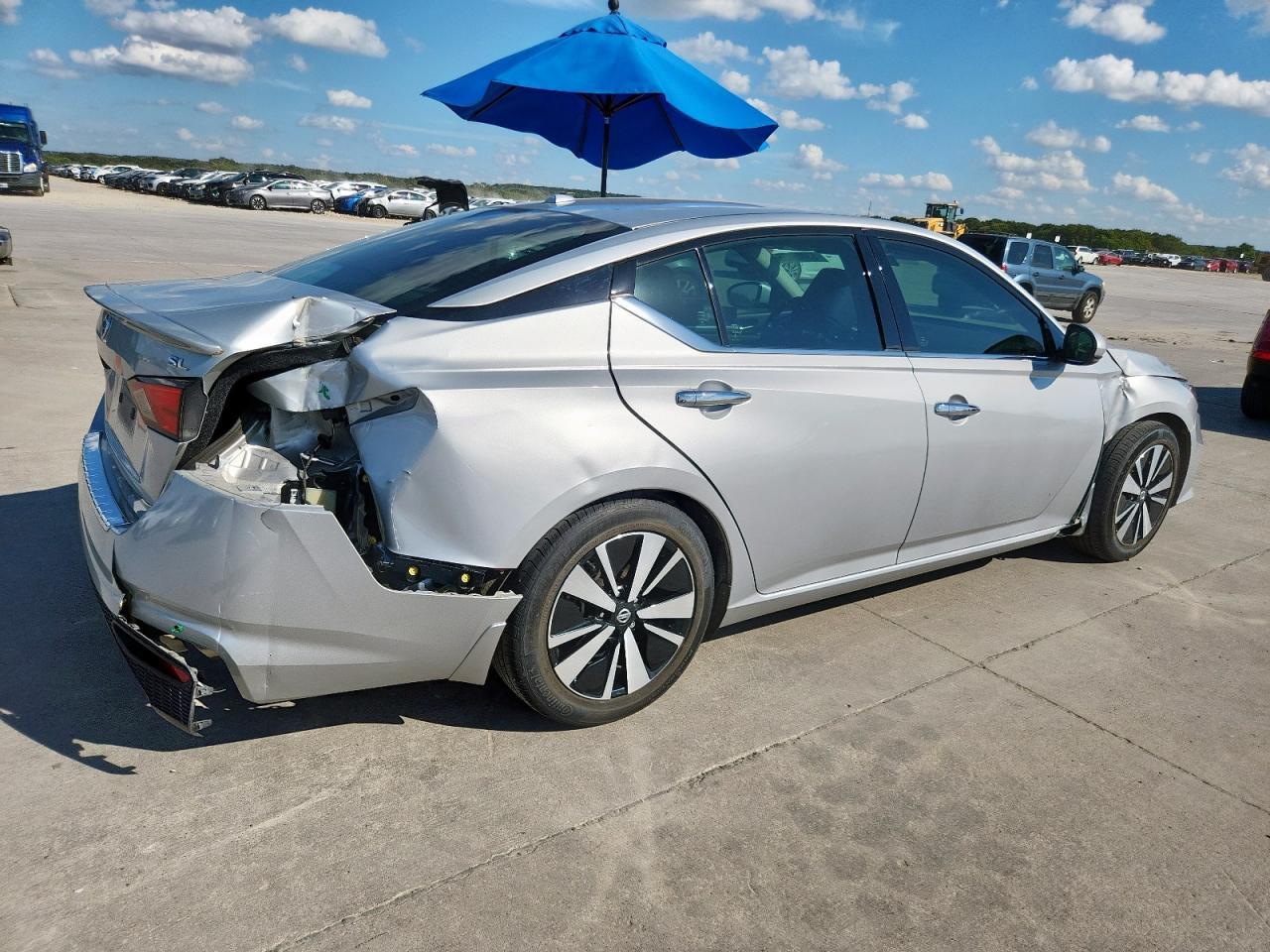2022 NISSAN ALTIMA