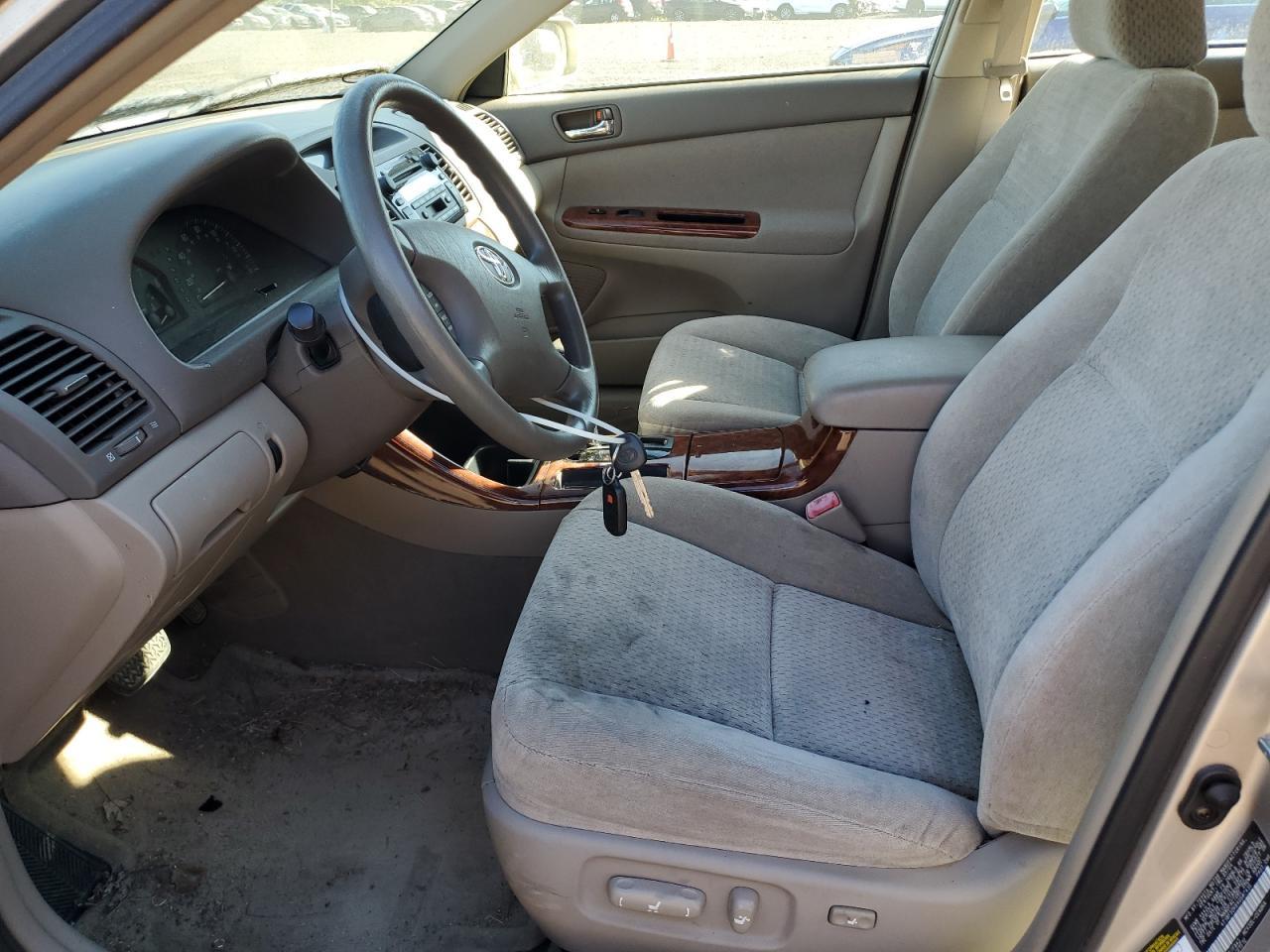 2004 TOYOTA CAMRY