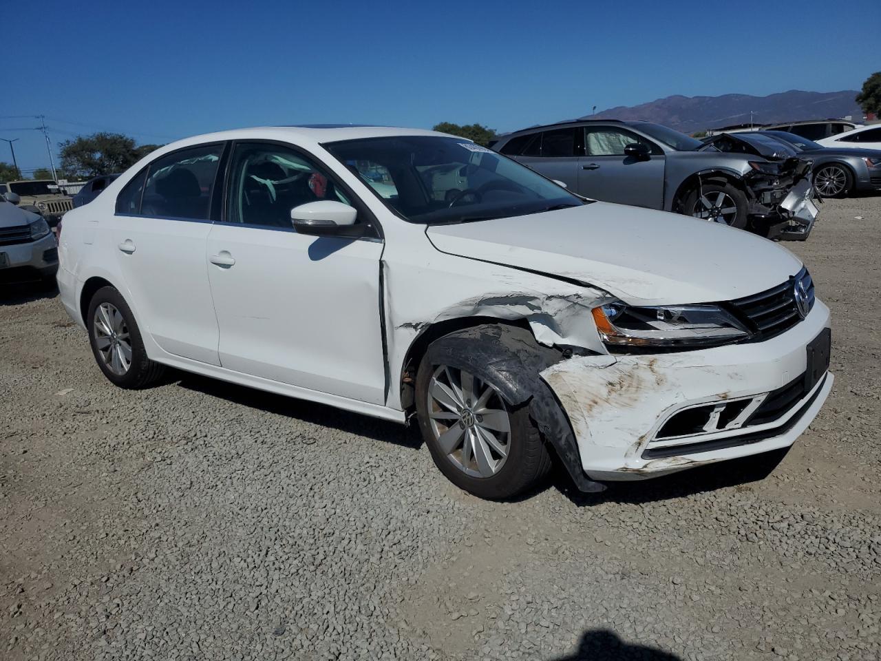 2015 VOLKSWAGEN JETTA
