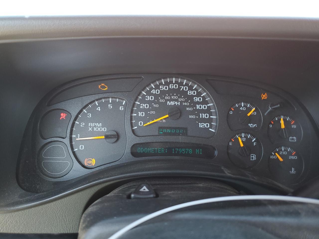 2005 CHEVROLET Suburban