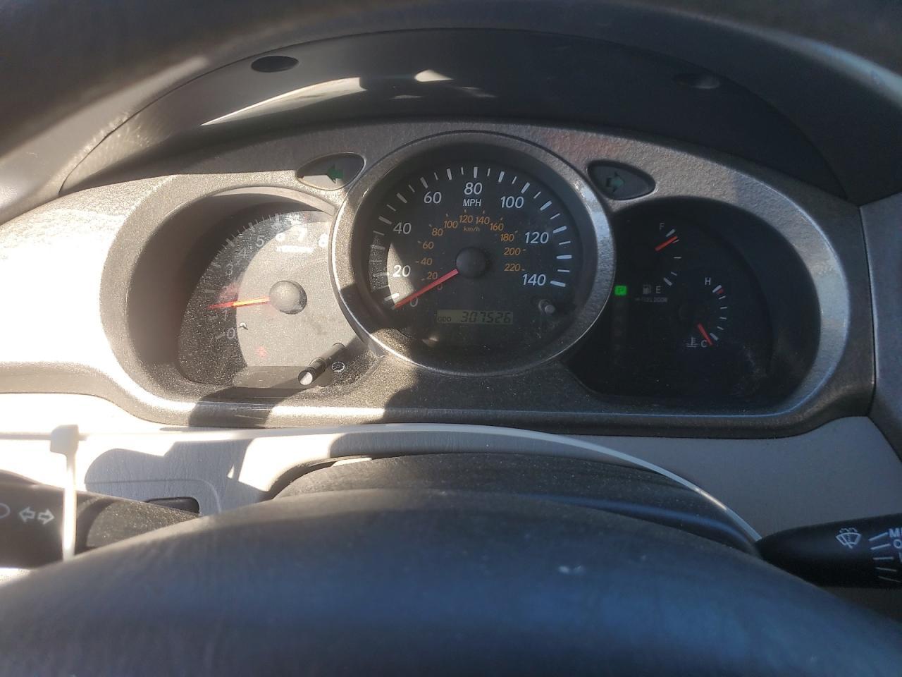 2003 TOYOTA HIGHLANDER