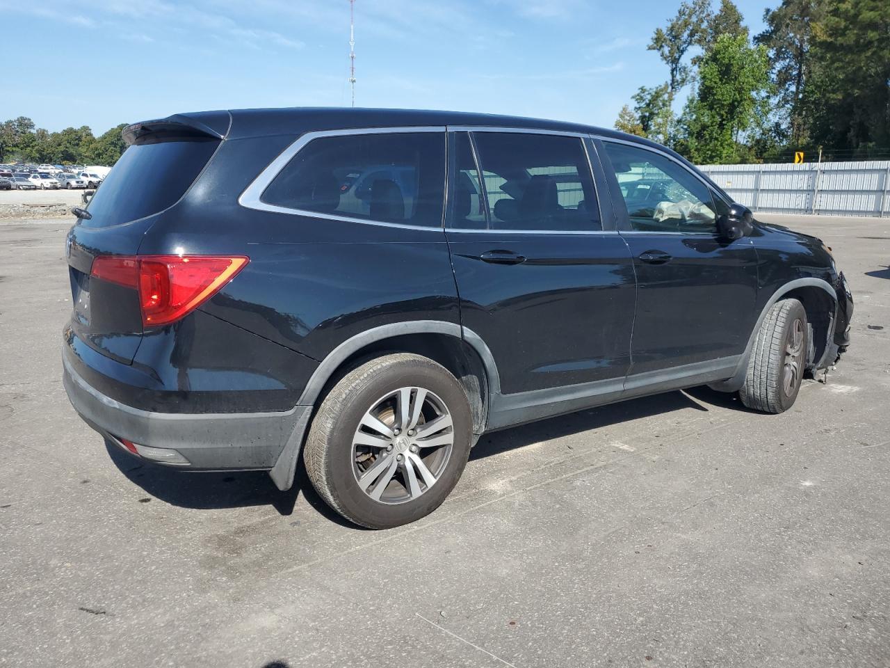 2017 HONDA PILOT