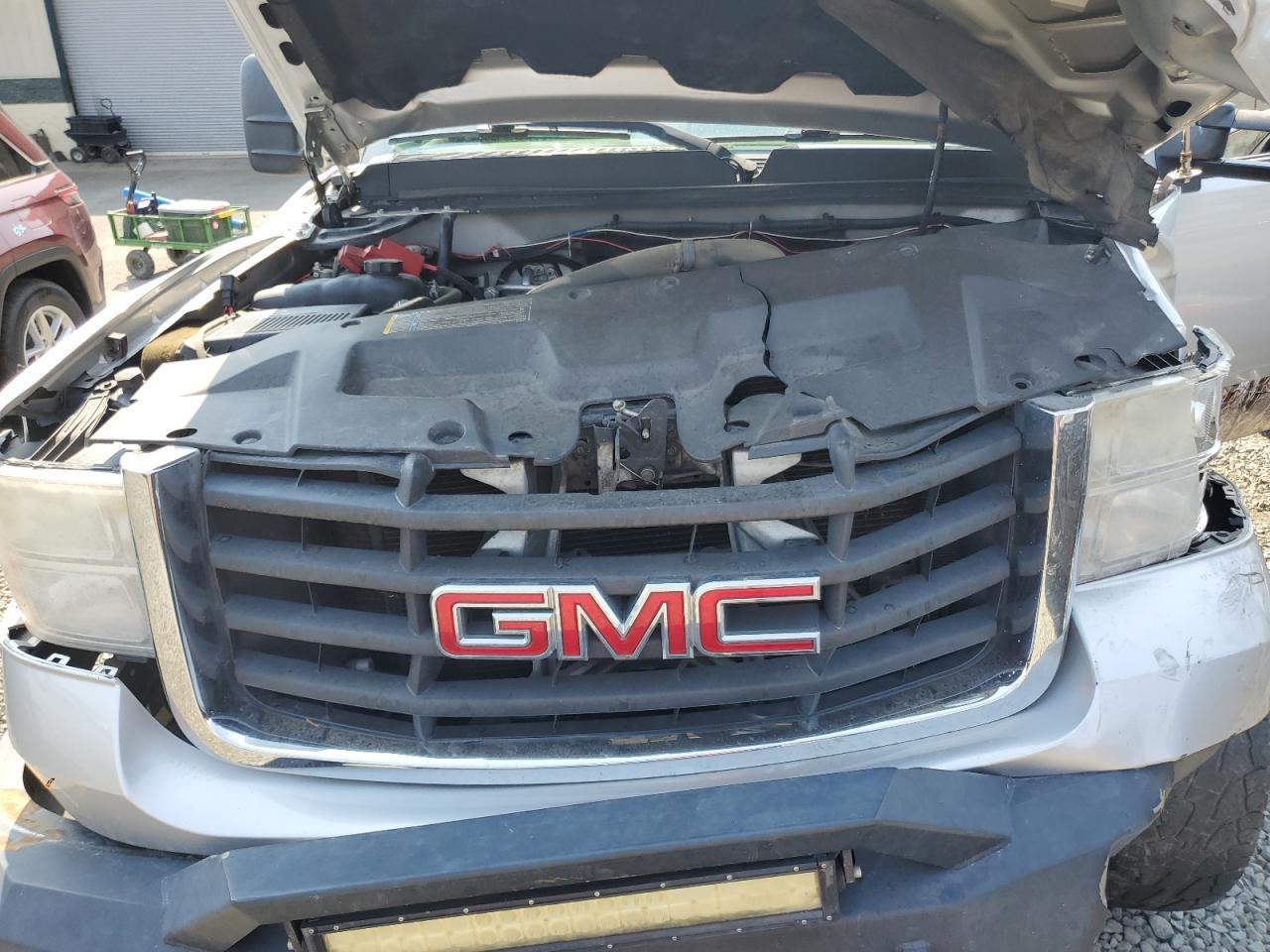 2010 GMC Sierra