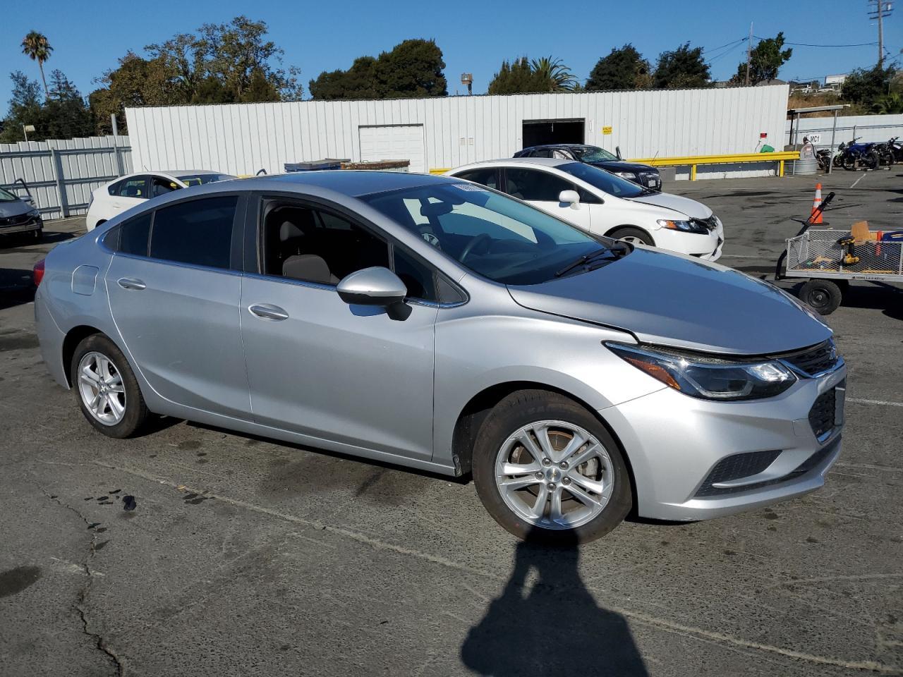 2017 CHEVROLET CRUZE