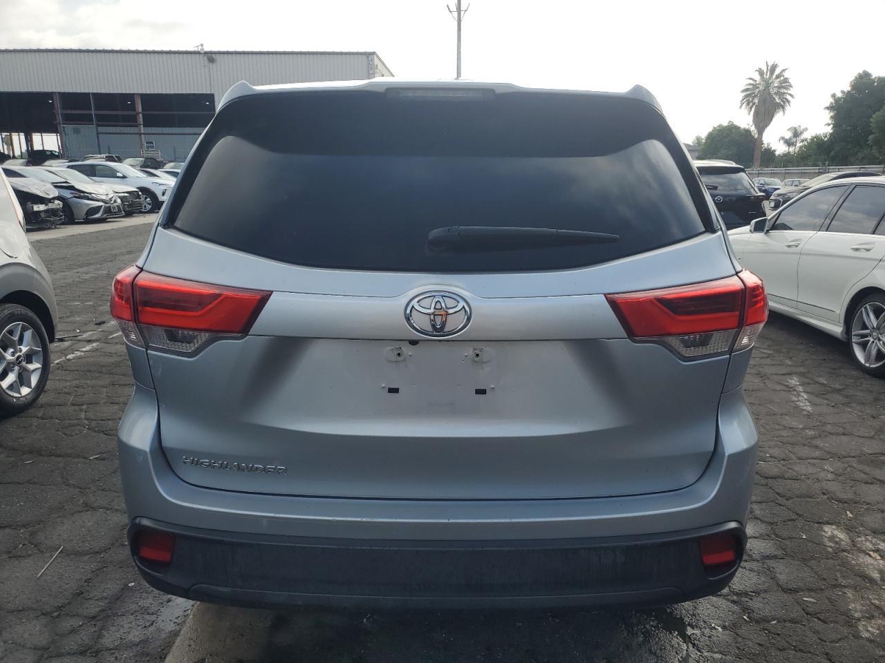2019 TOYOTA HIGHLANDER