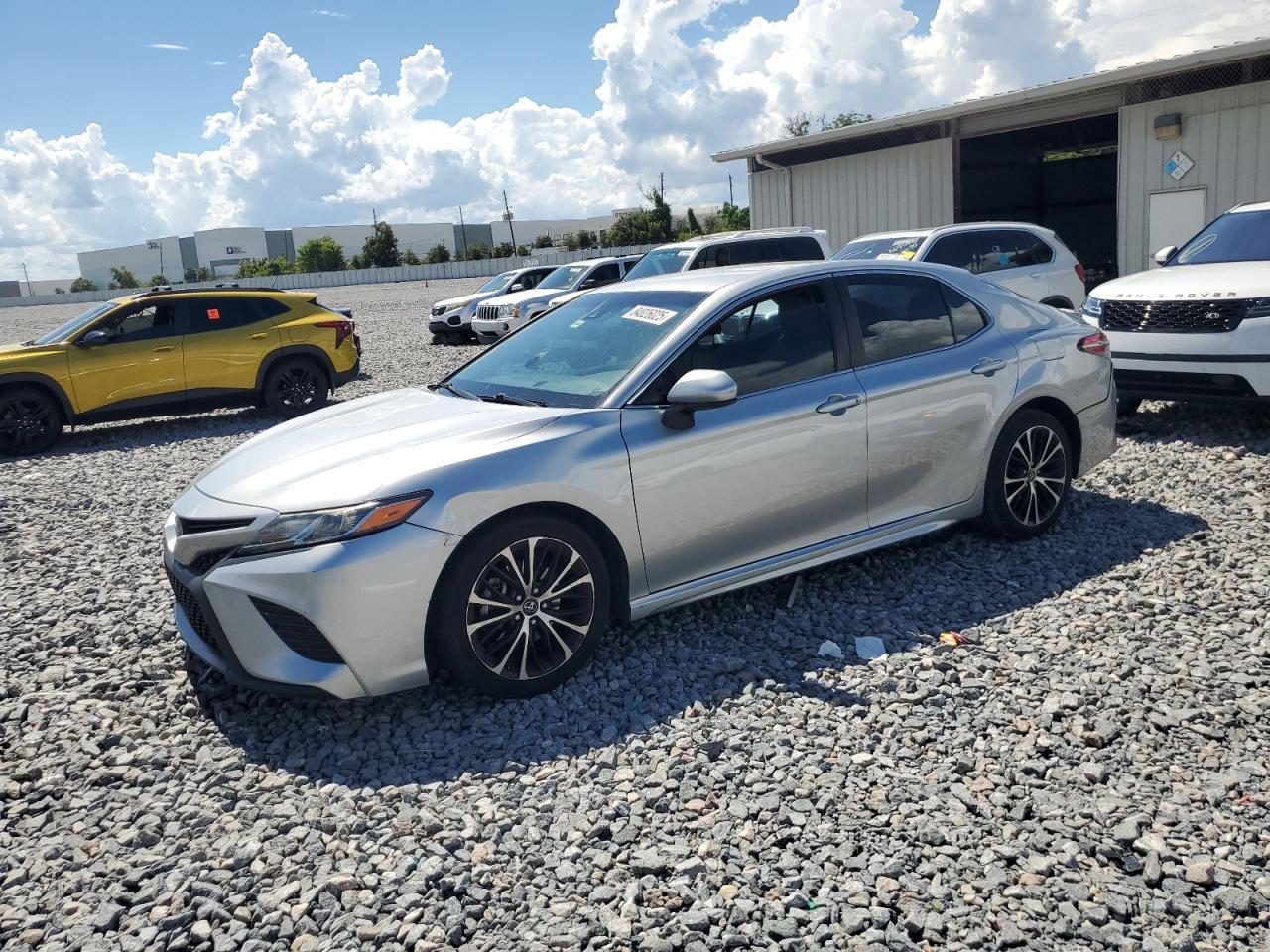2018 TOYOTA CAMRY