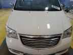 2016 CHRYSLER Town & Country