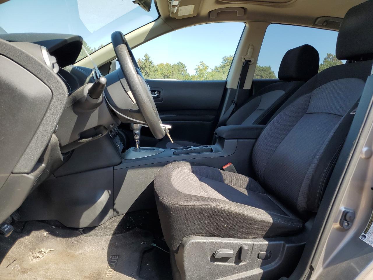 2011 NISSAN ROGUE