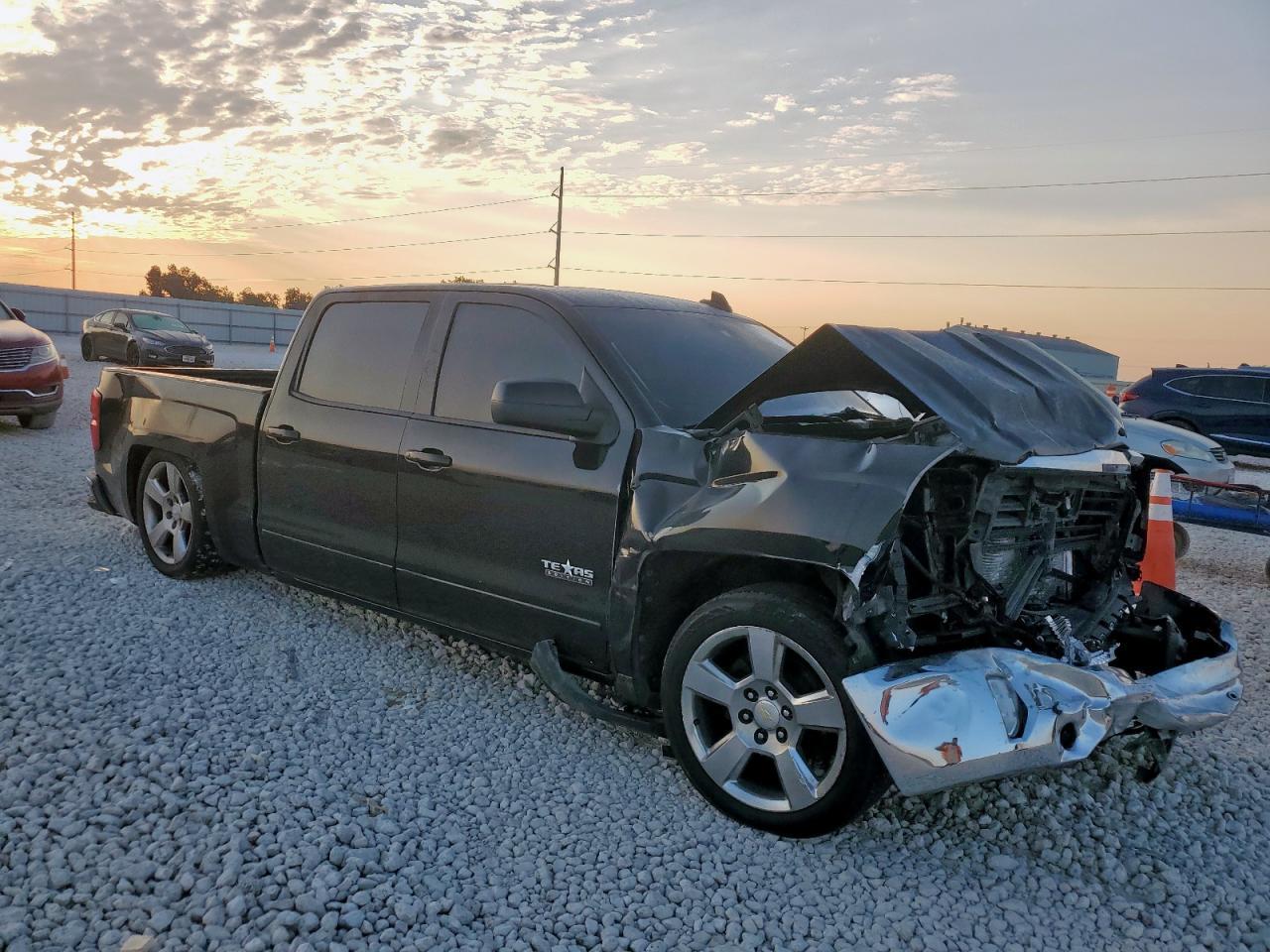 2018 CHEVROLET Silverado