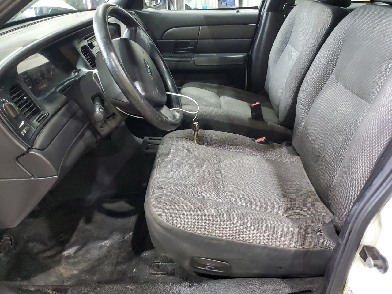 2008 FORD Crown Victoria