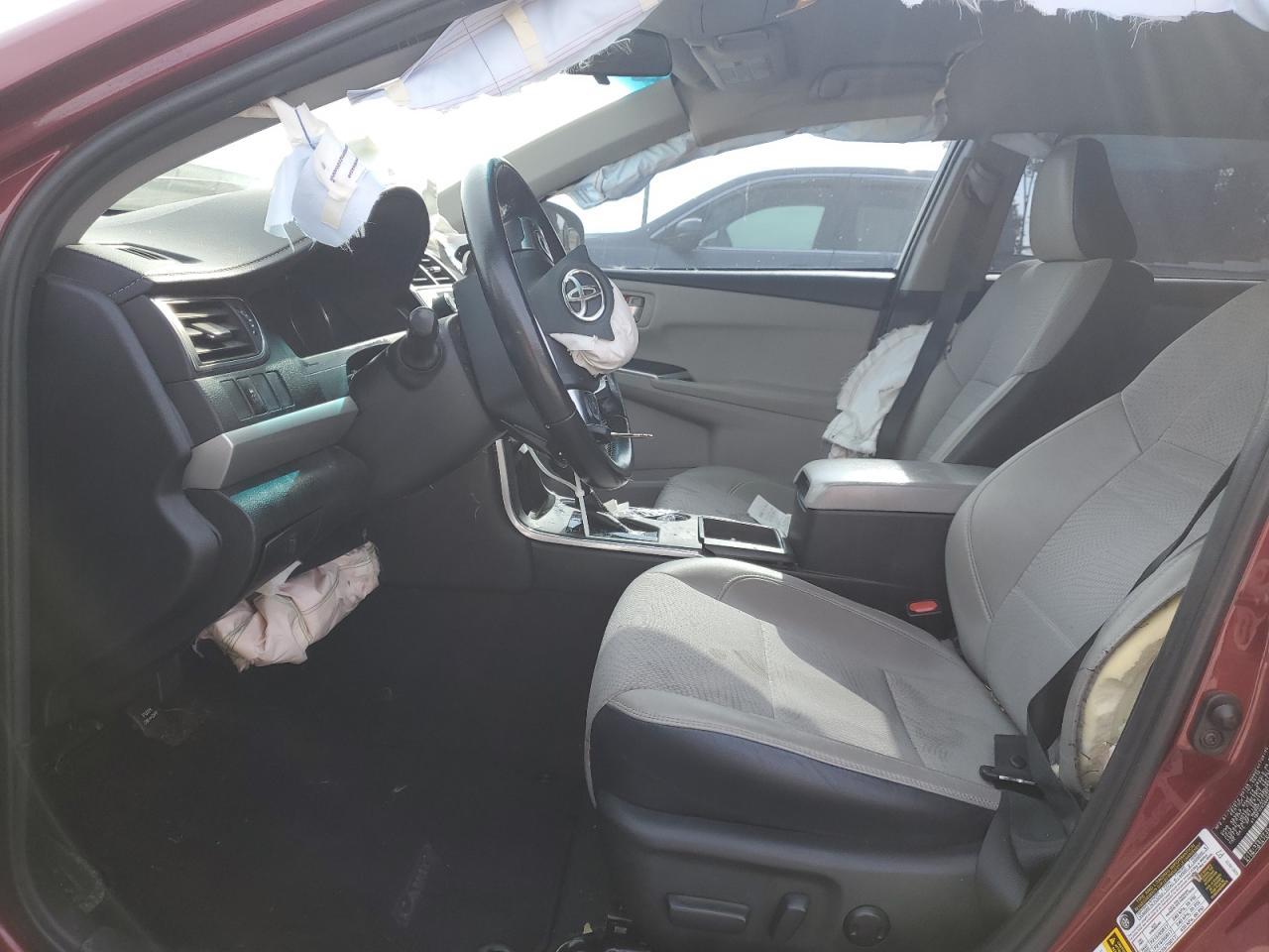 2016 TOYOTA CAMRY