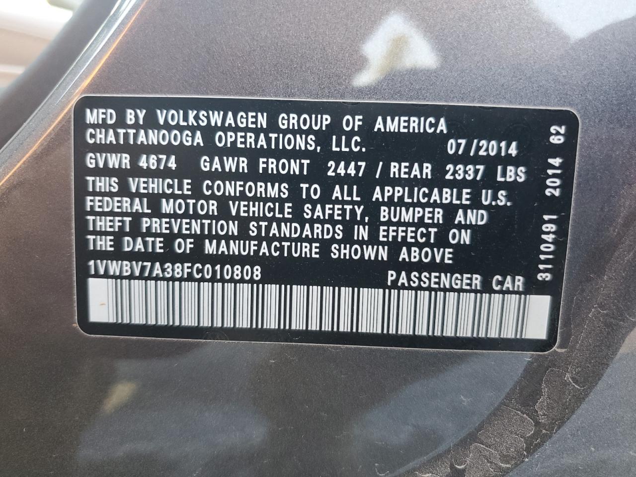 2015 VOLKSWAGEN Passat