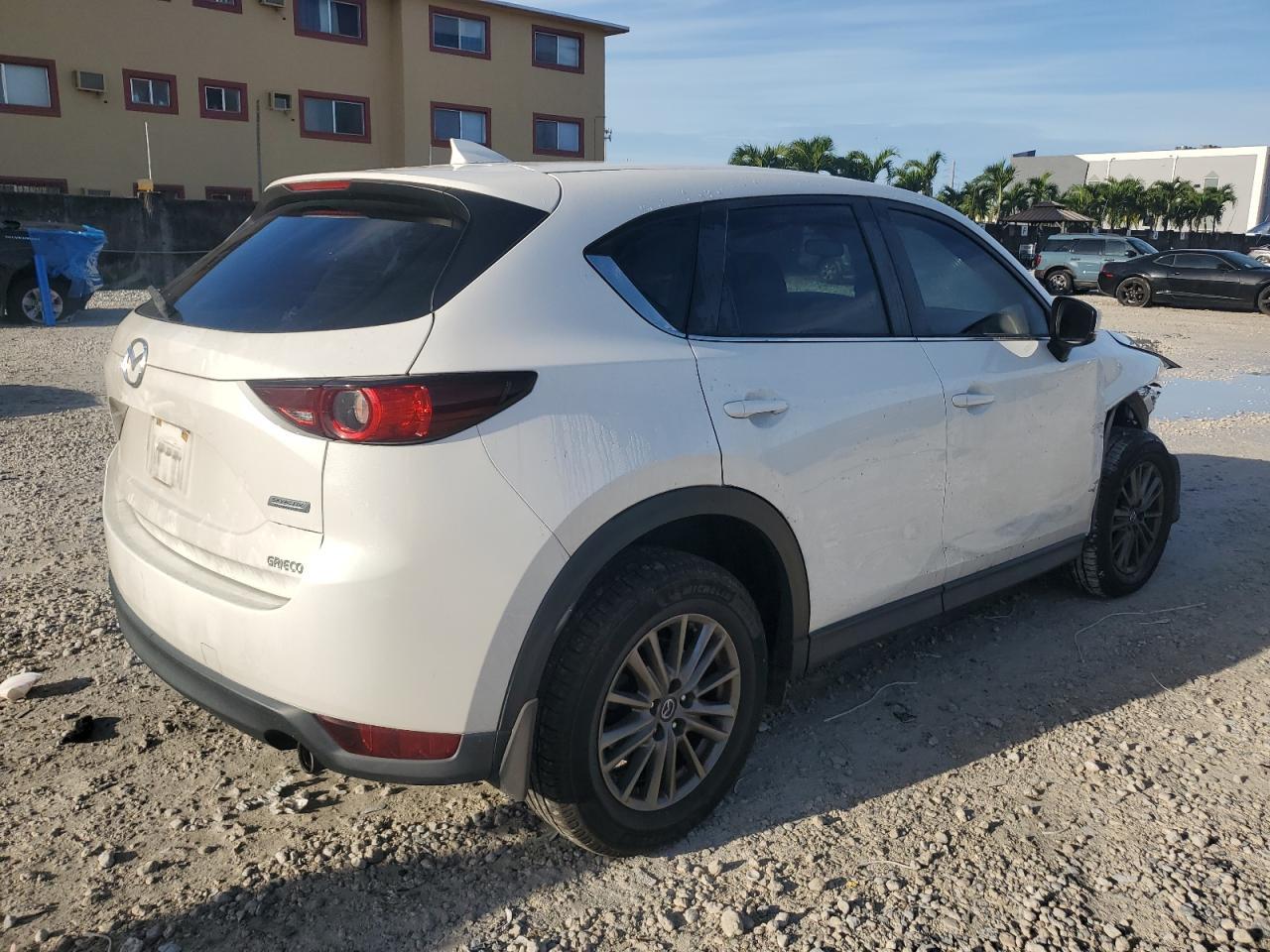 2017 MAZDA CX-5
