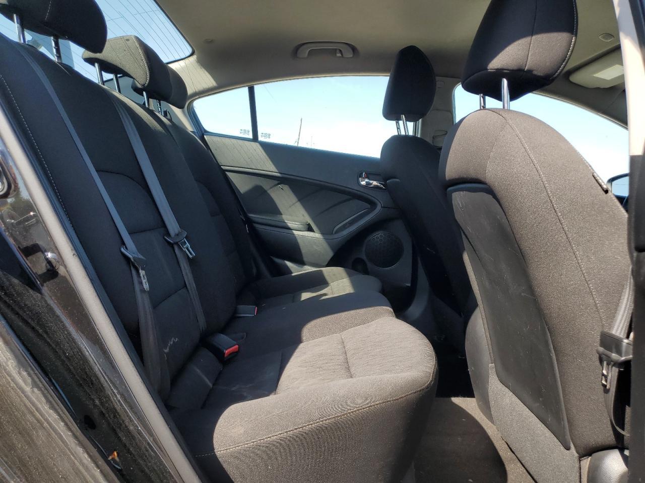 2016 KIA FORTE