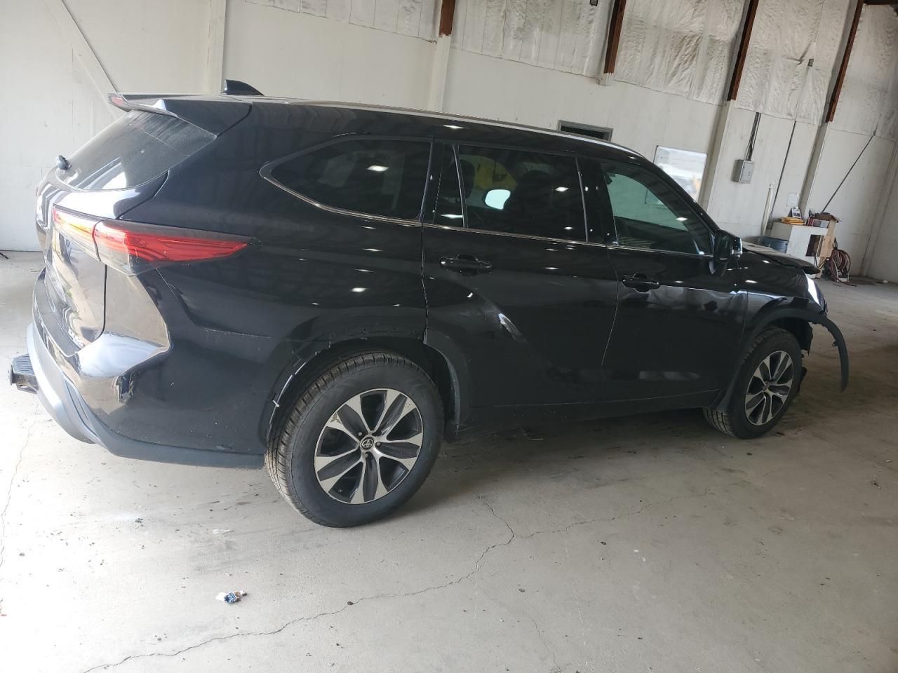 2020 TOYOTA HIGHLANDER
