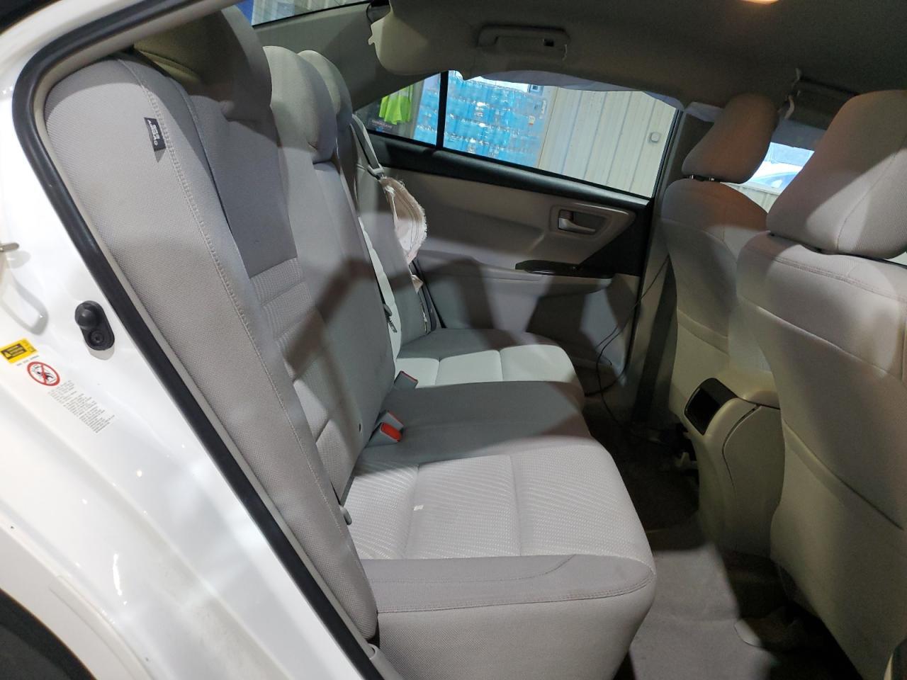 2016 TOYOTA CAMRY