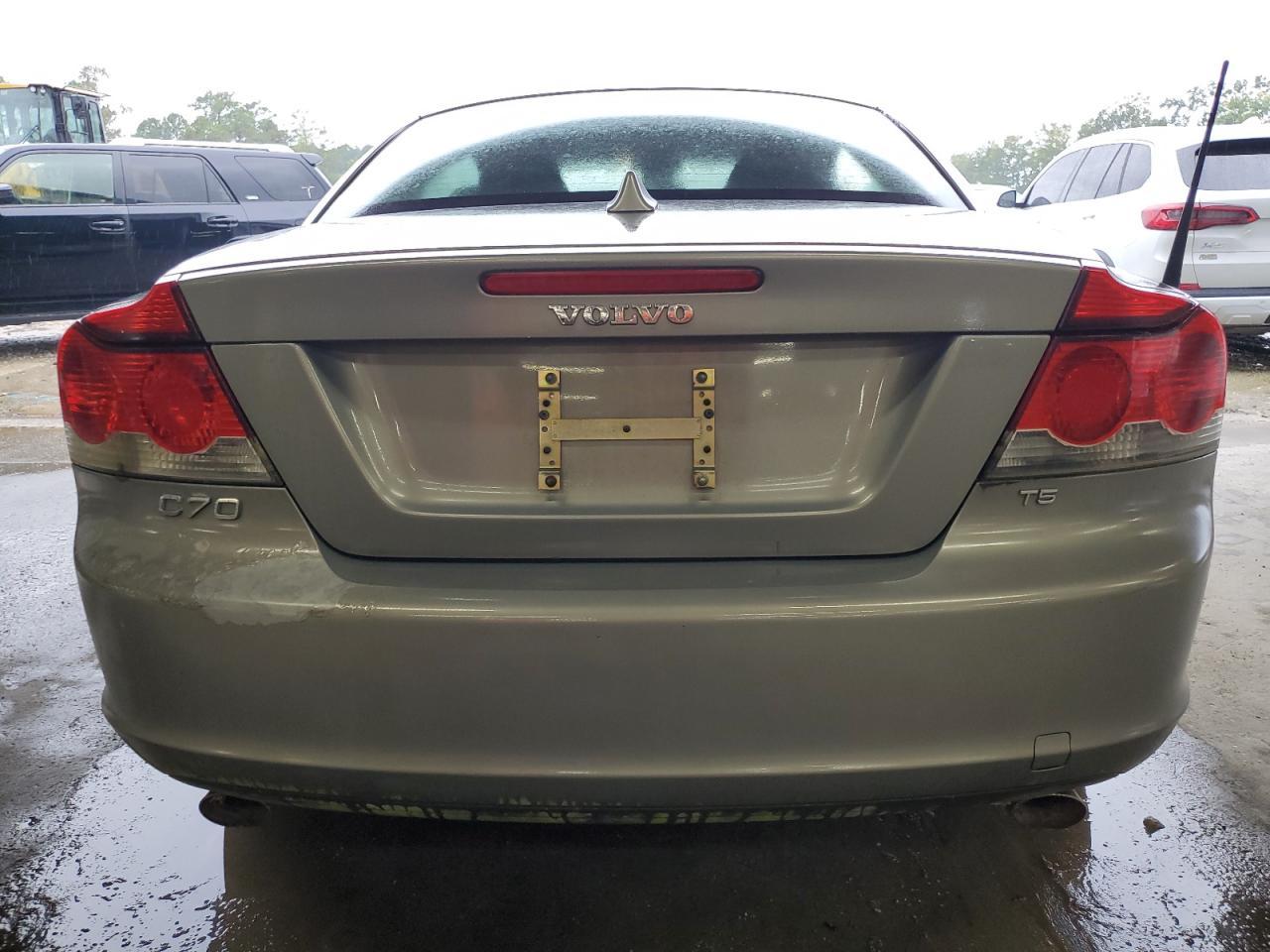 2006 VOLVO C70
