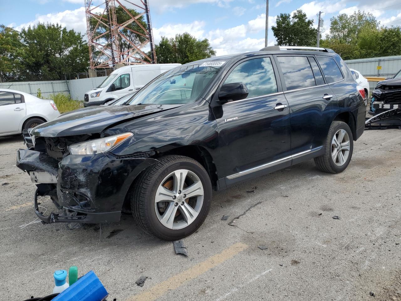 2013 TOYOTA HIGHLANDER