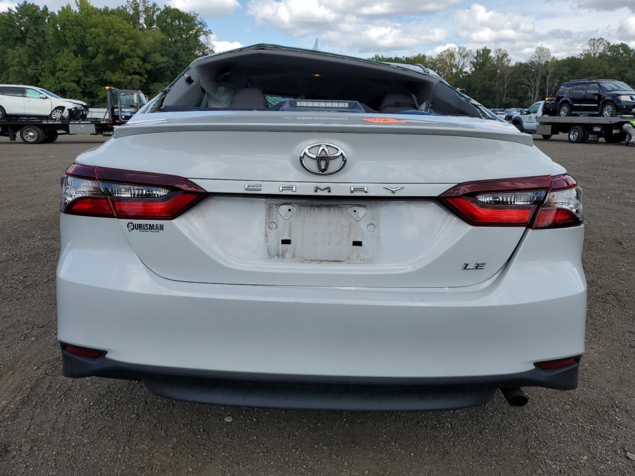 2024 TOYOTA CAMRY