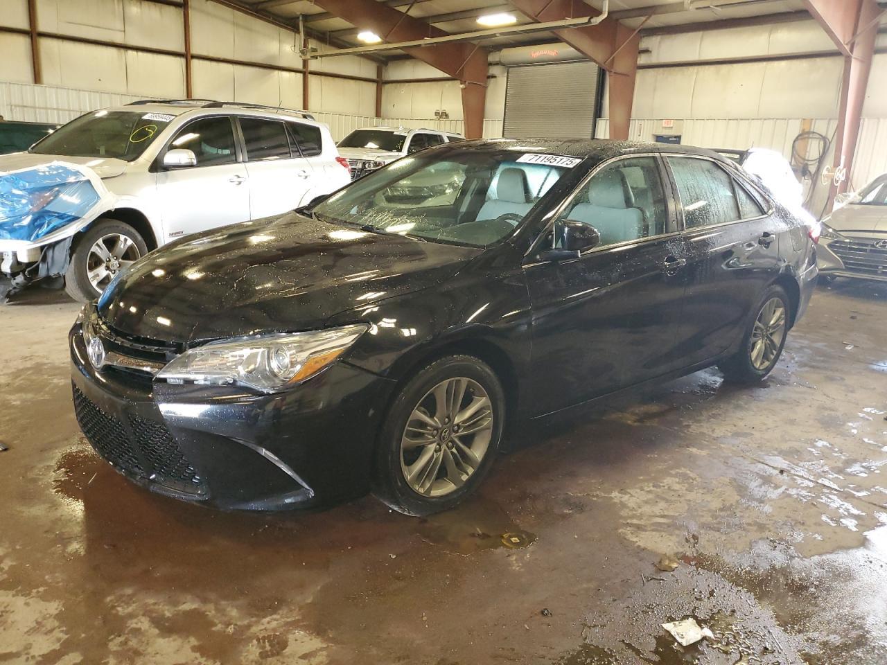 2017 TOYOTA CAMRY