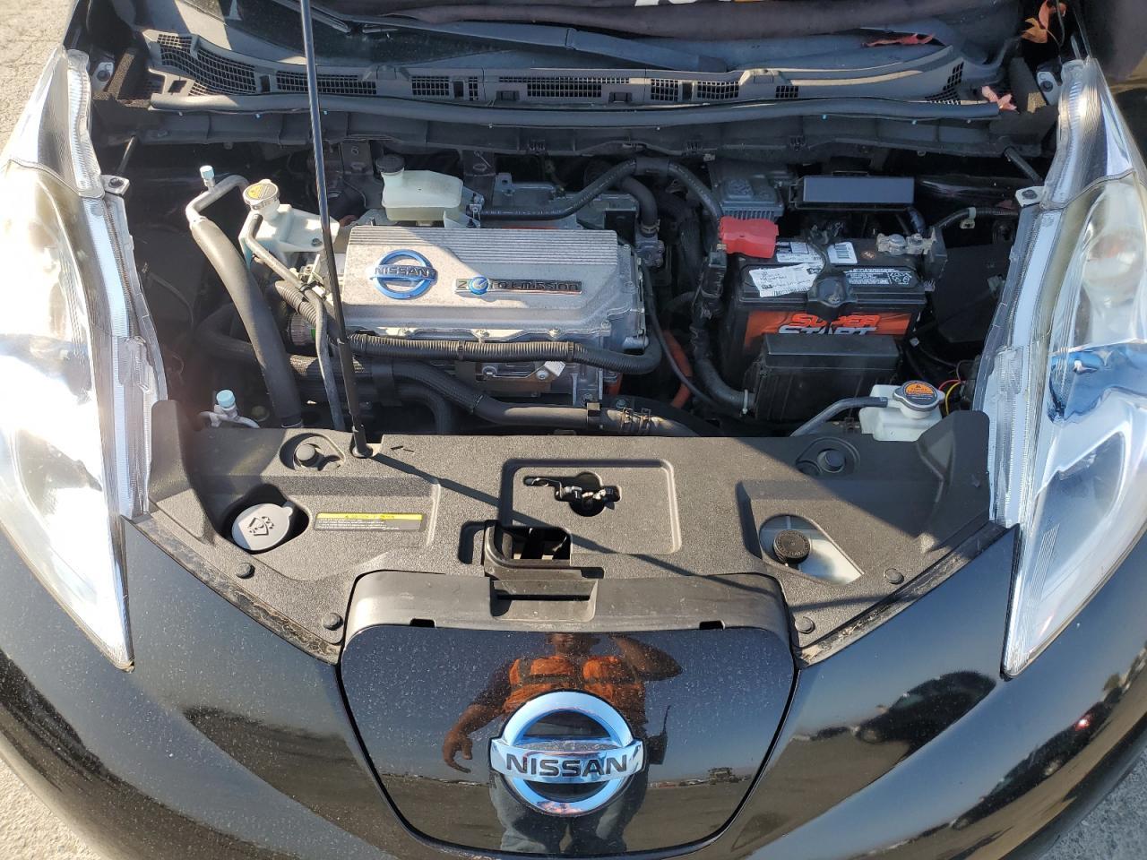 2012 NISSAN LEAF