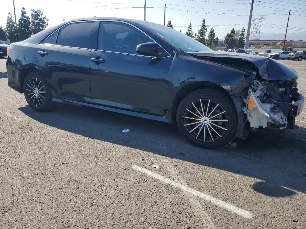 2012 TOYOTA CAMRY