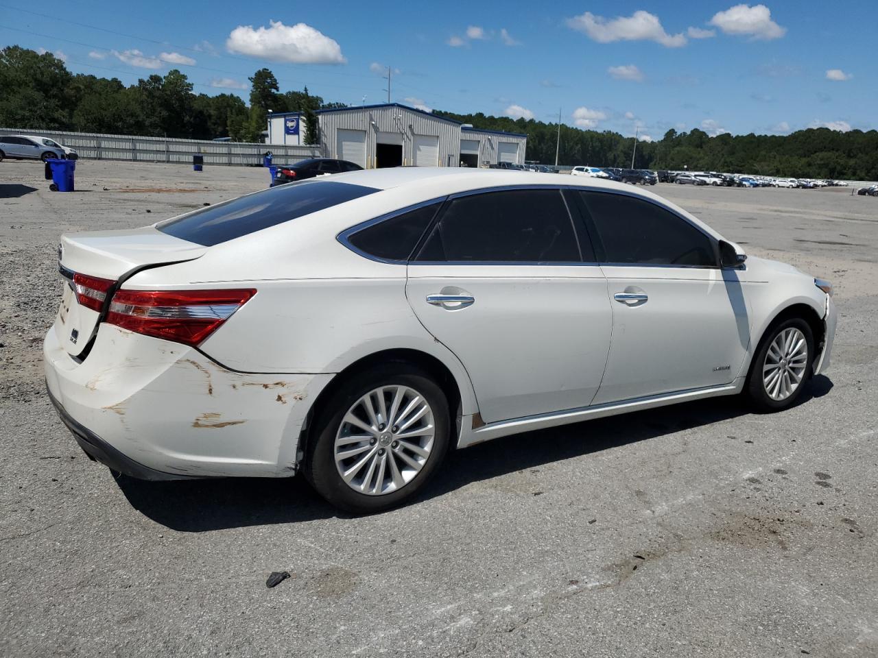2014 TOYOTA Avalon