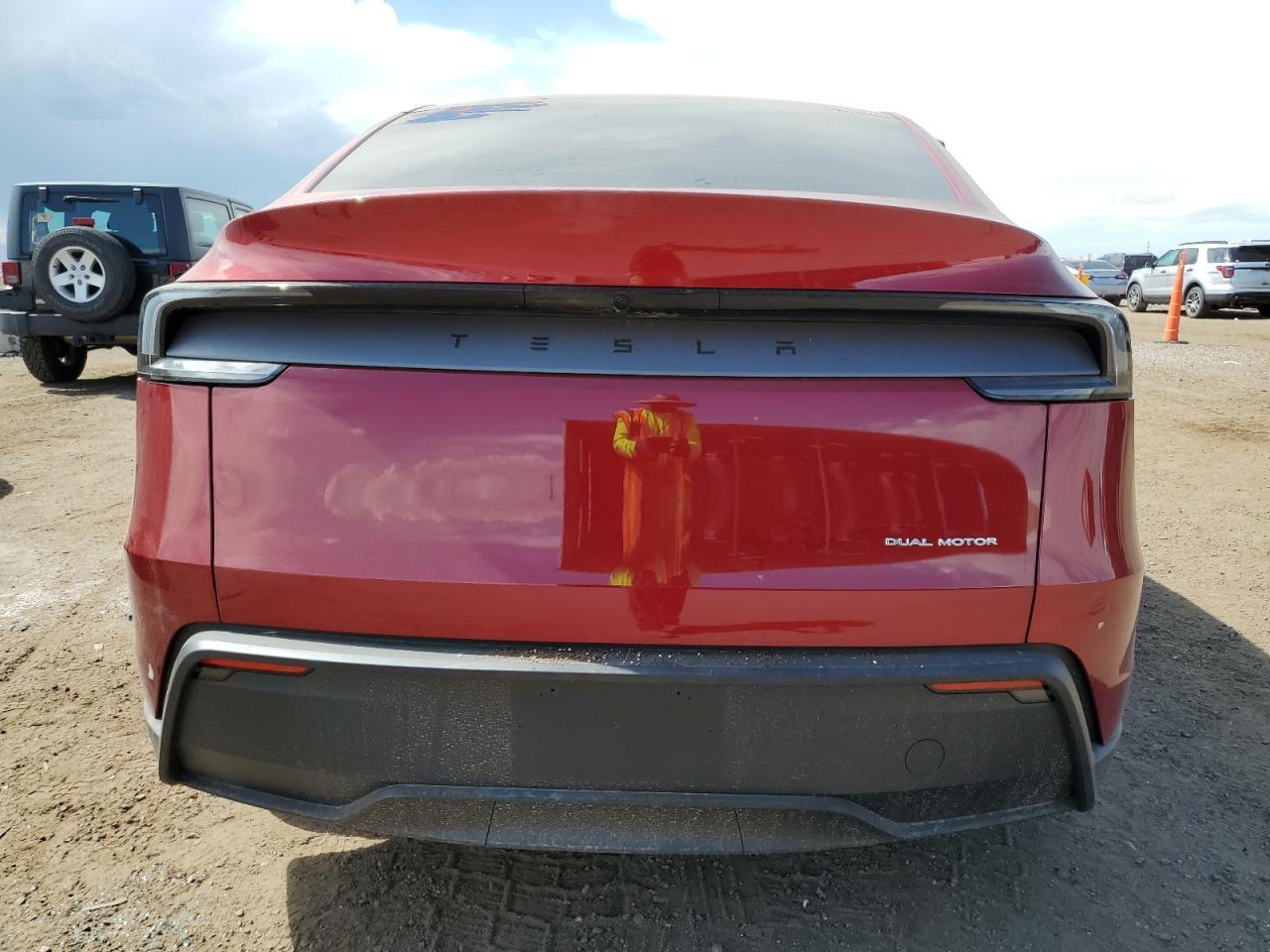 2026 TESLA MODEL Y